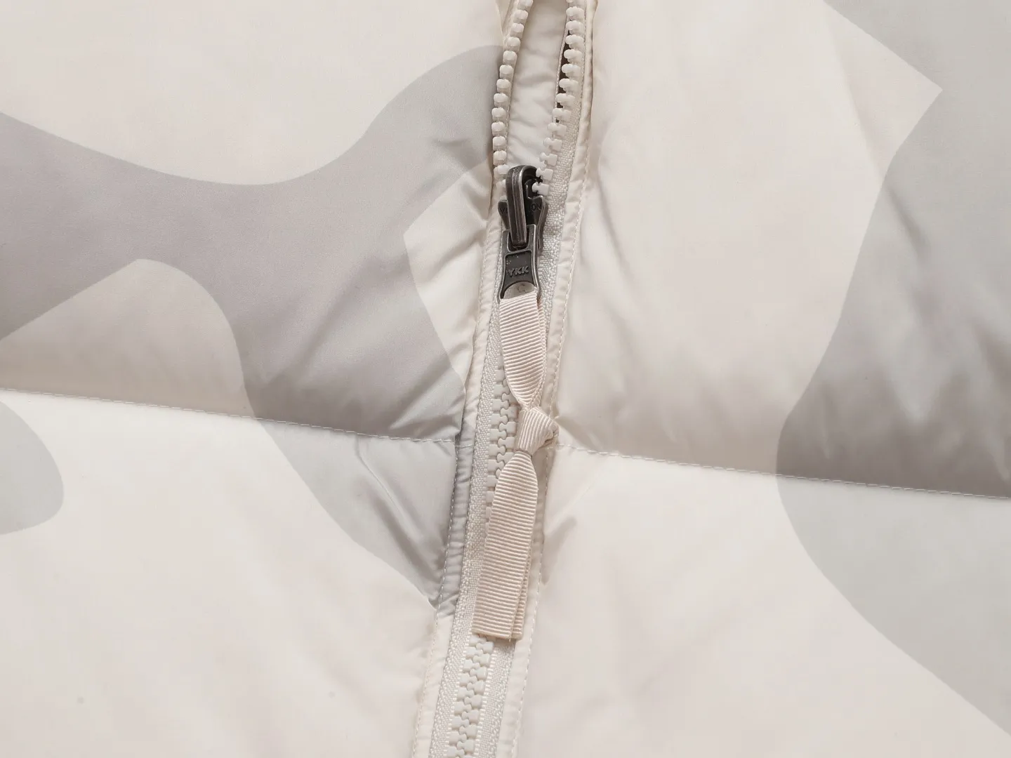 ：Black White Green Gray sizi： 𝗧𝗵𝗲 𝗡𝗼𝗿𝘁𝗵 𝗙𝗮𝗰𝗲｜ 1996 （ Z💰 ） ：RDS Quality 90 715+ ： 400D Nylon ， ： ， 。 ： DWR 40 ， Z💰 ： ， 7 ， Z💰 ： YKK ， ， ， 10 。 1 1 （ ， 💰 ， ， ，Lightweight ， ） ， ， ！ ， ： 。 ⚠ ！ ， ！ ： ， Quality ！